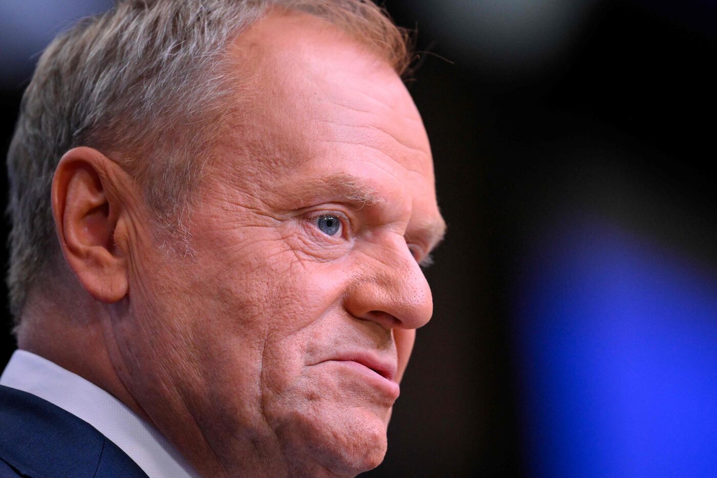 Le Premier ministre polonais Donald Tusk a dénoncé « de multiples violations de l’espace aérien ». AFP/JOHN THYS