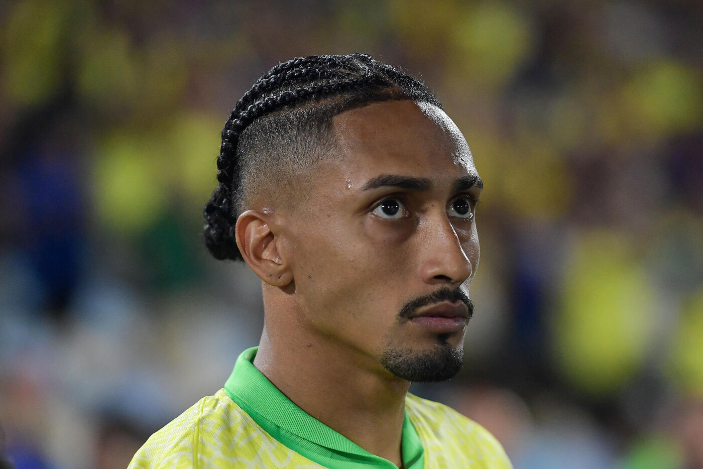 Raphinha, le joueur brésilien du FC Barcelone, n'a pas apprécié le comportement d'un employé de Disneyland Paris envers son fils. Icon Sport