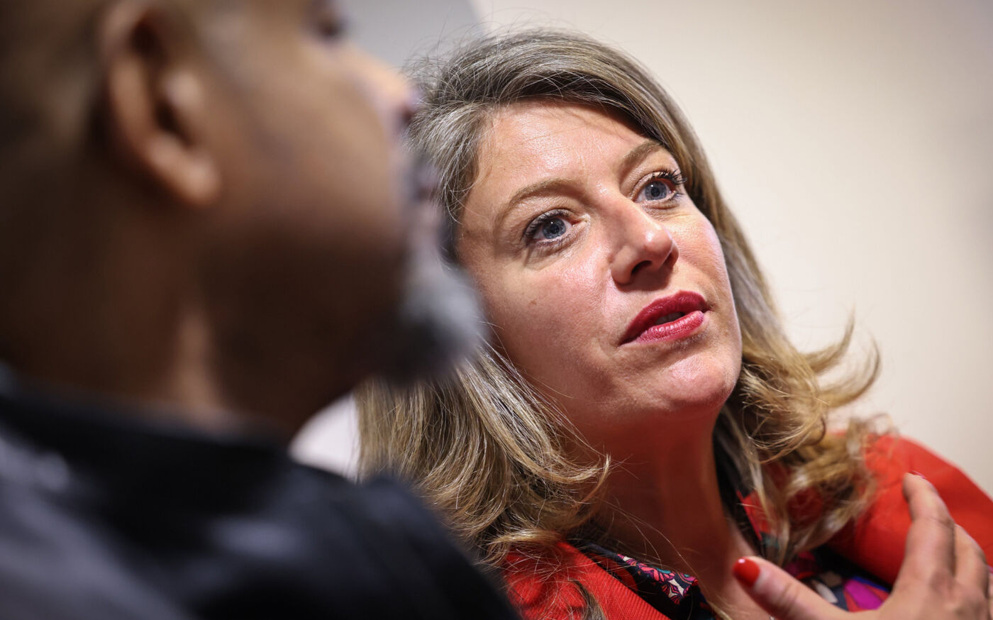 La maire d'Aubervilliers Karine Franclet (UDI), ici en 2023, a annoncé en juin dernier son retour aux affaires, plus de trois mois après sa mise en retrait. L'élue avait fait ce choix afin de préserver sa santé mentale. LP/Fred Dugit